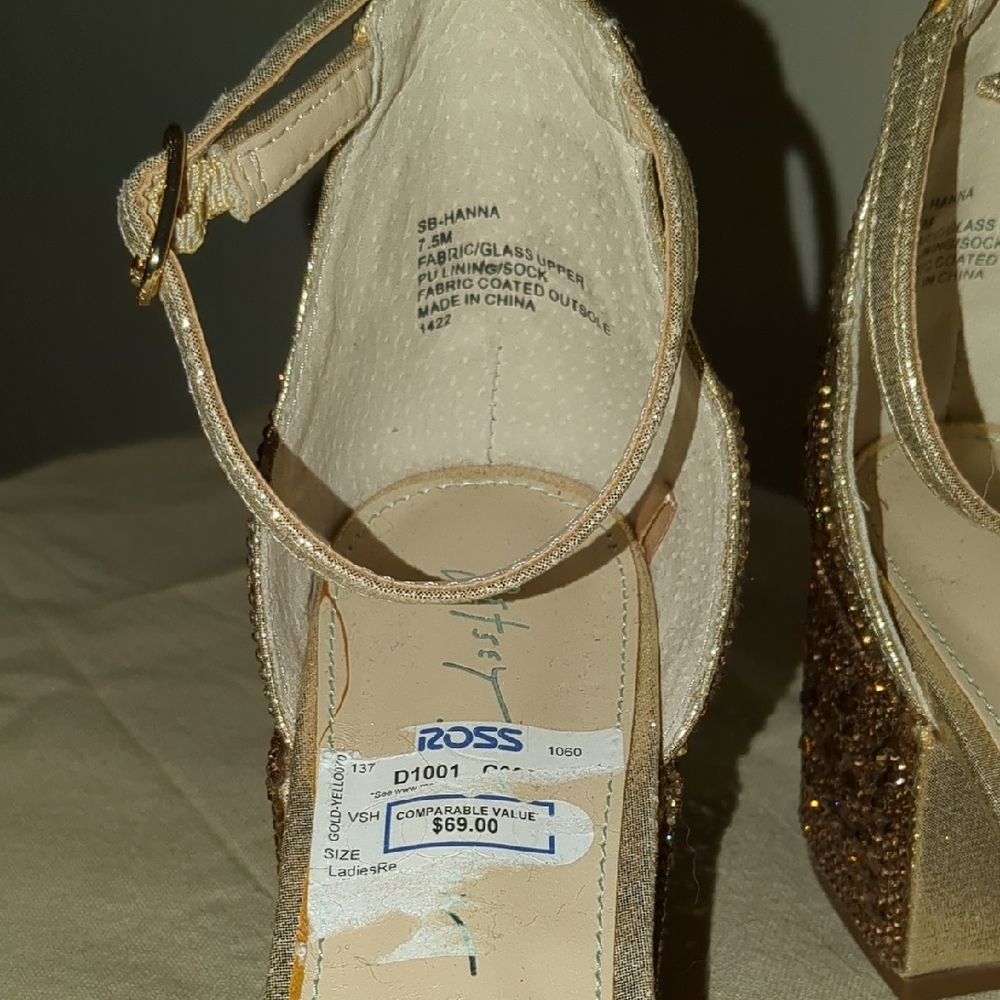 Betsey Johnson Glittering Gold Heels - Picture 3 of 3